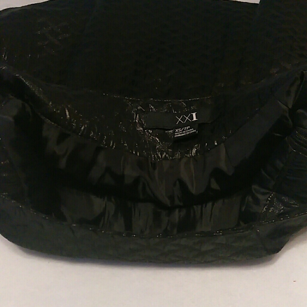 Xxl - Picture 3 of 6